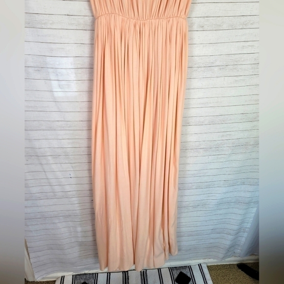 Elegant Cream Maxi Dress - Picture 5 of 15